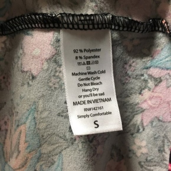 Disney Roses Carly - Picture 5 of 5